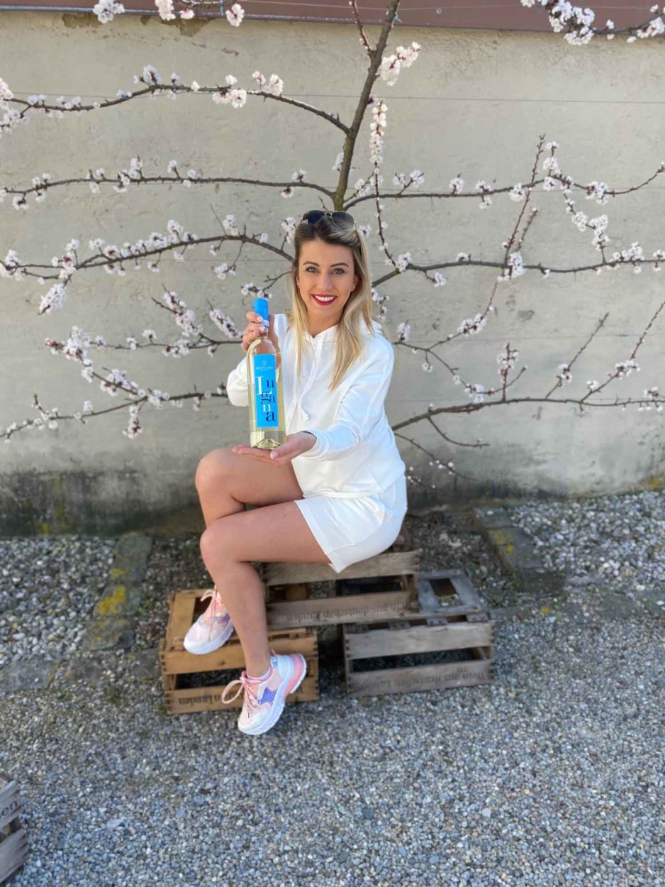 Lugana von der Cantina Scolari 