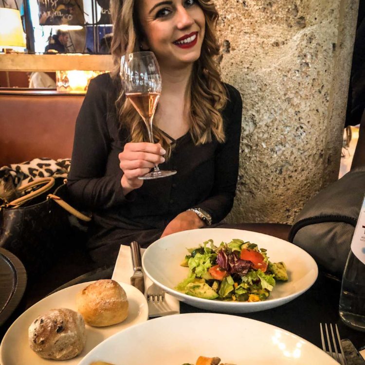 Sarah Mahl Sommelière für Wein und Käse